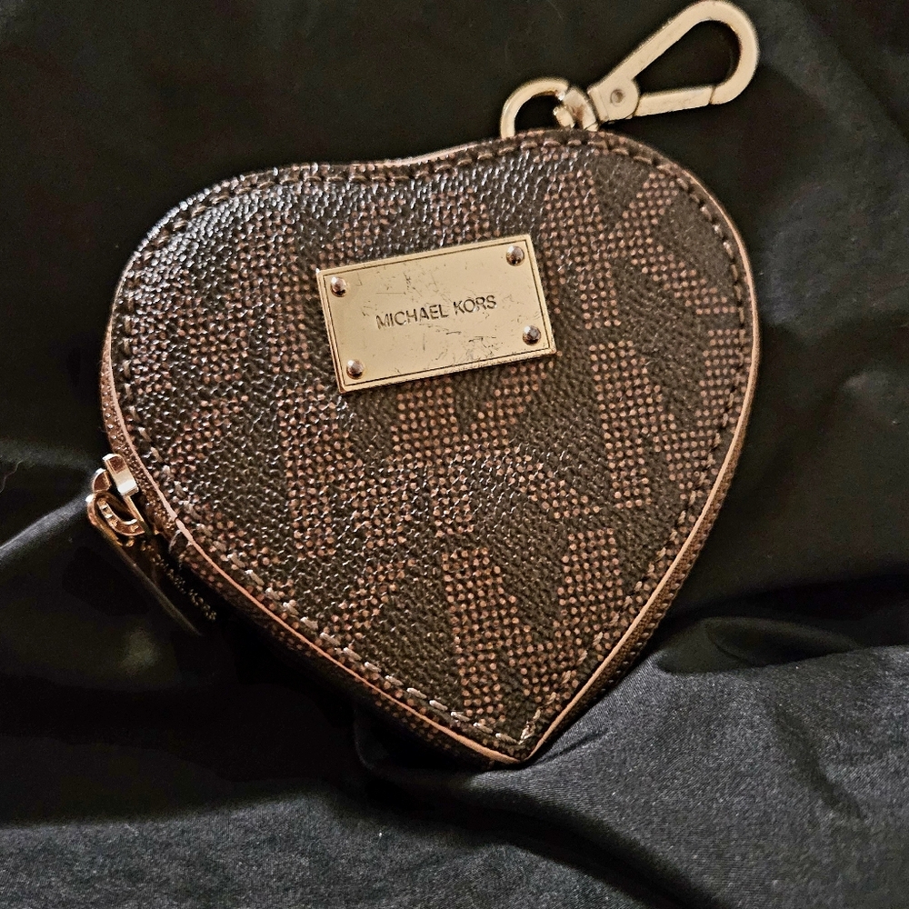 Michael Kors Brown Signature Print Heart-Shaped Coin Purse/ Keychain